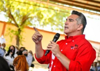 Anuncia Alito Moreno gira internacional para denunciar abusos y ataques de López Obrador y su gobierno contra opositores y críticos