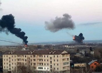 Al menos 14 muertos en un ataque con misiles rusos en un distrito de Odesa