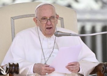 El Papa Francisco asegura que el mundo necesita una paz no basada en un equilibrio de armamentos