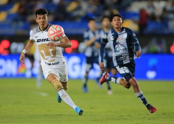 Pachuca y Pumas brindan un entretenido empate sin goles