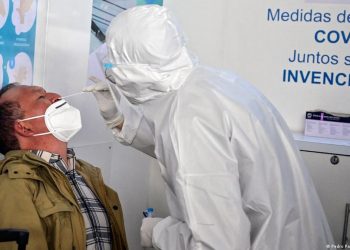 Ómicron ha tenido varias subvariantes, más contagiosas, lo que ha propiciado el alto incremento en la quinta ola: especialista
