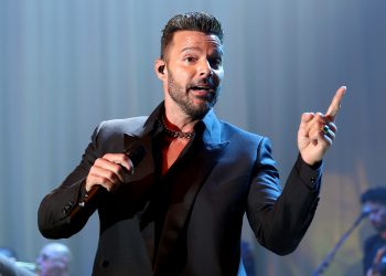 Archivan el caso de la orden de protección en contra de Ricky Martin