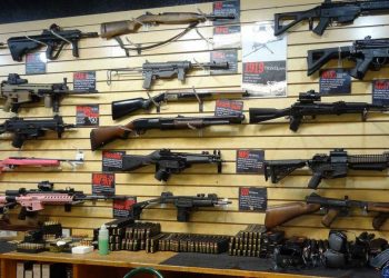 En Estados Unidos, la venta de rifles de asalto superó los 1,700 millones de dólares en 10 años