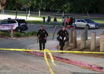 Al menos dos muertos y cinco heridos tras un tiroteo en un parque de Los Ángeles