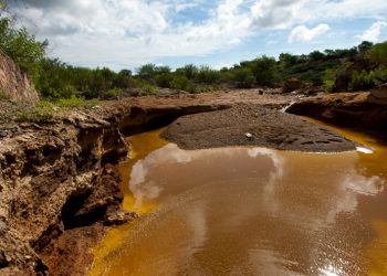 Afectados por derrame en río Sonora ven avances pero no justicia