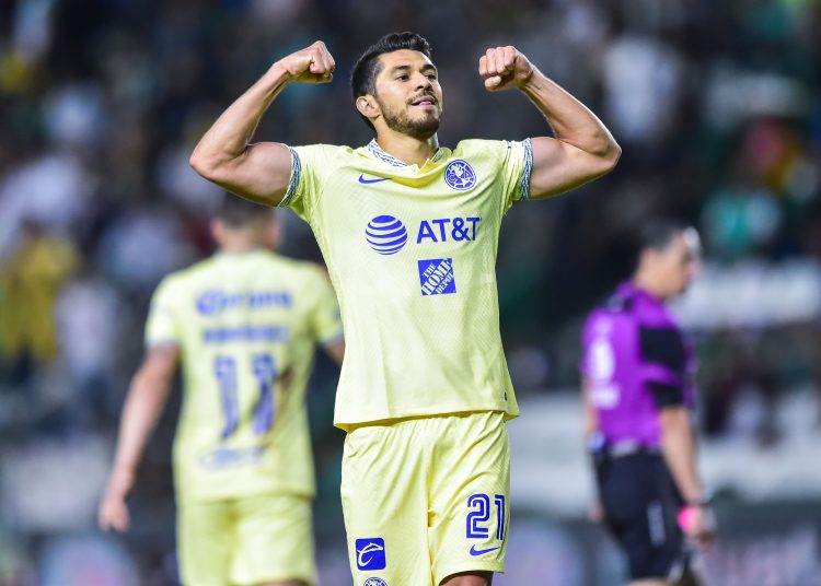 Henry Martin celebrates his goal 2-2 of America  during the game Leon vs America, corresponding Round 06 the Torneo Apertura 2022 of the Liga BBVA MX at Nou Camp -Leon- Stadium, on July 31, 2022.



Henry Martin celebra su gol 2-2 de America   durante el partido Leon vs America, correspondiente a la Jornada 06 del Torneo Apertura 2022 de la Liga BBVA MX en el Estadio Nou Camp -Leon-, el 31 de julio de 2022.