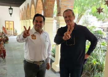 Se reúne Enrique Vargas con Vicente Fox y alistan ruta