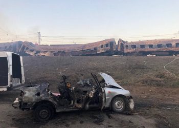 Zelenski eleva la cifra de muertos tras ataque ruso en estación de tren