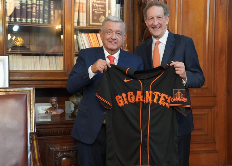 Foto @lopezobrador_