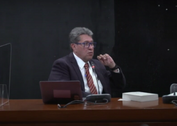 Inaplicable por inconstitucional, la reforma para pasar Guardia Nacional al control del Ejército, advierte Monreal.