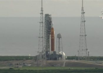 NASA lanza el cohete espacial Artemis, precursor del regreso del hombre a la Luna