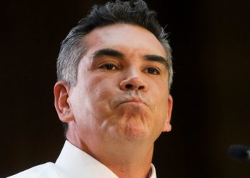 Desaíran Osorio y 3 senadores más a su dirigente Alito Moreno