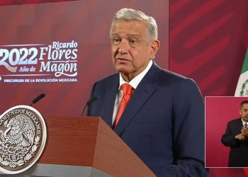 Esto dijo López Obrador sobre los consultorios de farmacias