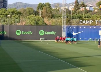 El Barcelona se estrena con incertidumbre