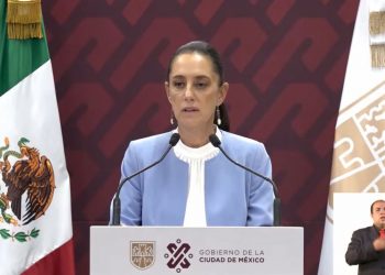 En la capital del país continúan los trabajos de bacheo de vialidades primarias en beneficio de la población: Sheinbaum