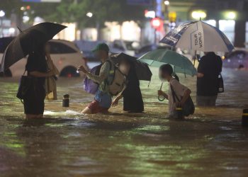Fuertes lluvias en Corea del Sur han dejado al menos 8 muertos