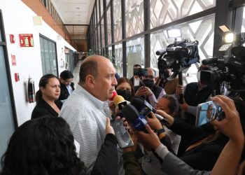 Anuncian opositores que combatirán en la Corte decretazo presidencial sobre la Guardia Nacional
