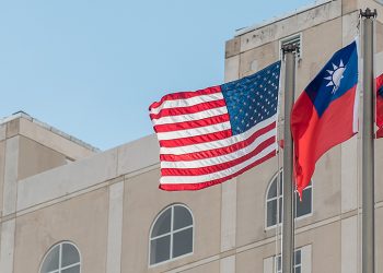 Nueva delegación de Estados Unidos viaja a Taiwán en medio de la crisis con China