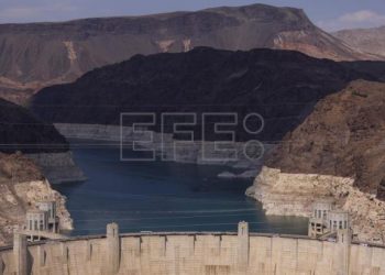 EU recorta suministro de agua del Río Colorado para dos estados y México