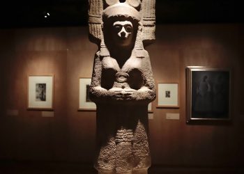 Confirma Sheinbaum que replica de la Joven Amajac remplazará a Colón en Paseo de la Reforma