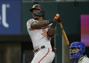 Mateo y Rosario lideran producción de bates latinos en las Grandes Ligas
