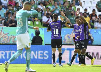 Mazatlán propina goleada al León