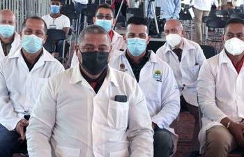 El tema de los médicos cubanos es bastante escandaloso: Larrondo