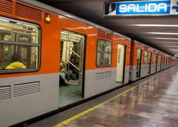 Familiares de Eduardo Hernández, trabajador del Metro que murió tras bajar a las vías preparan acciones legales