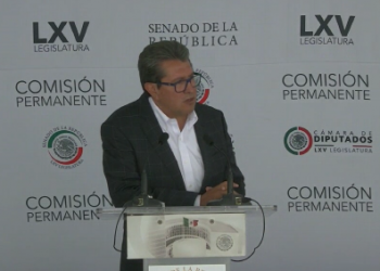 Si Delfina e Higinio aceptan los resultados para la candidatura del Edomex lo respeto, allá ellos: Monreal
