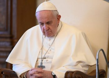 Papa Francisco celebra la exportación de cereal ucraniano como señal de esperanza