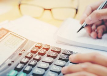 Ha quedado en el olvido la idea de una reforma fiscal: Grajeda