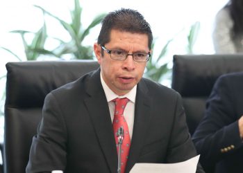 Somos 4 hombres y estamos abogando para que se elija a 3 comisionadas y cumplir con la paridad de género: Díaz