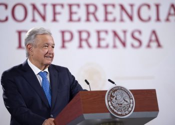 Ilegal y patito, así califican consulta que propone el presidente López Obrador