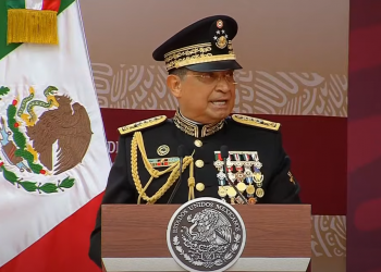 El titular de la Sedena, criticó a quienes quieren apartar la confianza de las Fuerzas Armadas