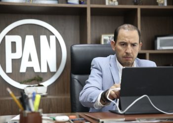 El dirigente nacional del PAN hizo este llamado a legisladores del PRI