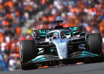 Mercedes domina los primeros libres en Zandvoort