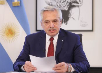 Alberto Fernández se reúne con su gabinete tras ataque a la vicepresidenta