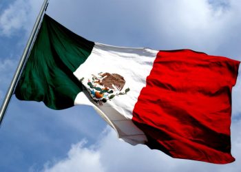 Julio A Millán: Dañado el sentido patriótico de los mexicanos