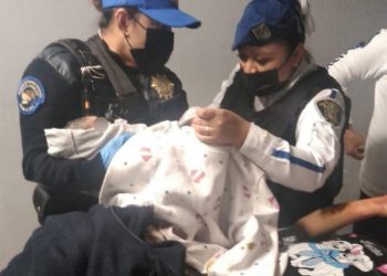 Nace bebé en estación del Metro Rosario