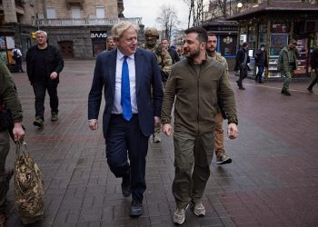 Boris Johnson agradece a Zelenski su liderazgo y amistad