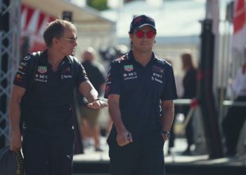 Acabar la temporada al alza: “Checo” Pérez