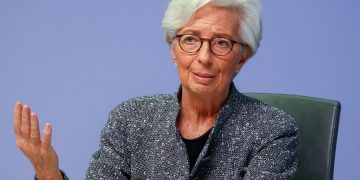 Christine Lagarde pide que gobiernos den liquidez a empresas energéticas para evitar quiebras