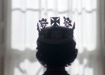 La serie The Crown cesa temporalmente su rodaje