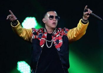 Fans sin boleto irrumpen en el concierto de Daddy Yankee en Chile