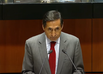 Enfrenta Ramírez de la O, lluvia de críticas de la oposición en el senado por estos temas