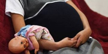 Cada día en México ocurren mil nacimientos de mujeres adolescentes de 12 a 19 años: