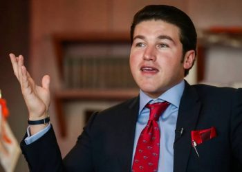 Samuel García anuncia suspensión de clases en nivel básico