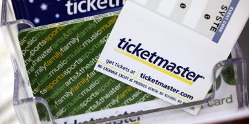 Usuarios de Ticketmaster denuncian clonación de boletos y cambios sin aviso