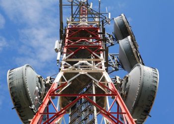 El alto precio del espectro en México desincentiva las inversiones en el sector