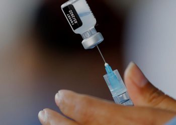 Este país aprobó vacunas adaptadas a la variante Ómicron